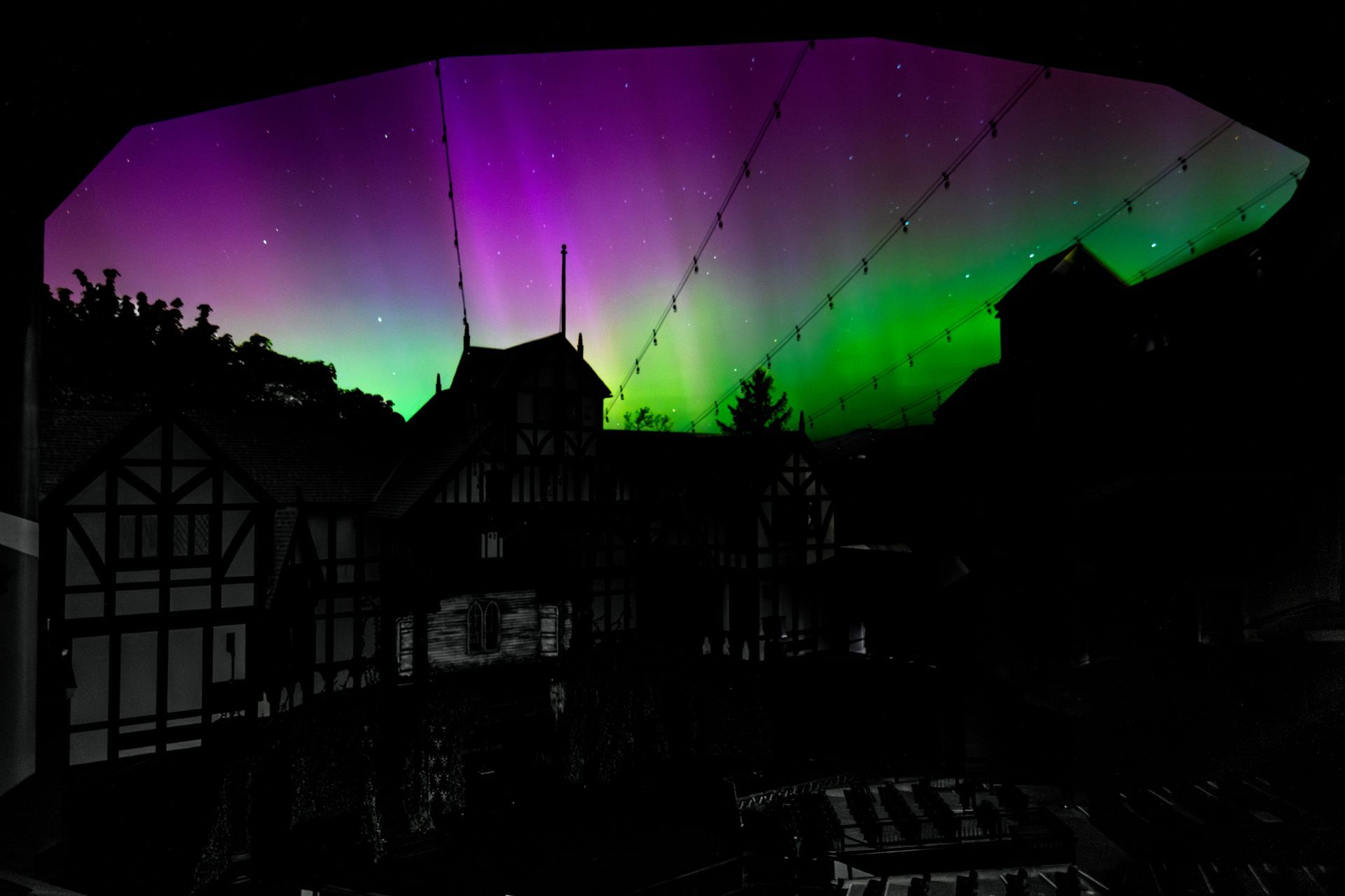 Bill Saltzstein's Aurora Borealis photography