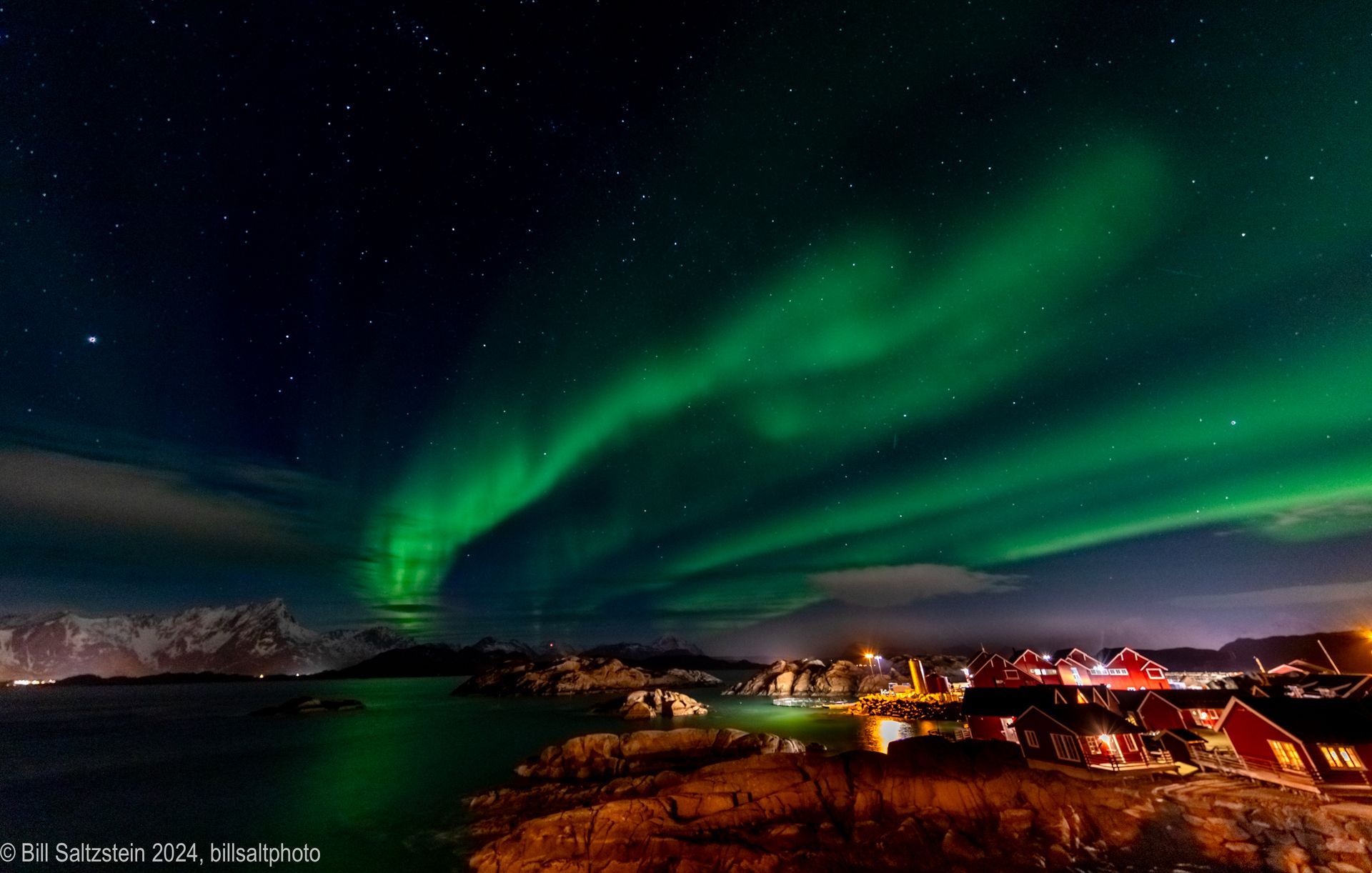 Bill Saltzstein's Aurora Borealis photography