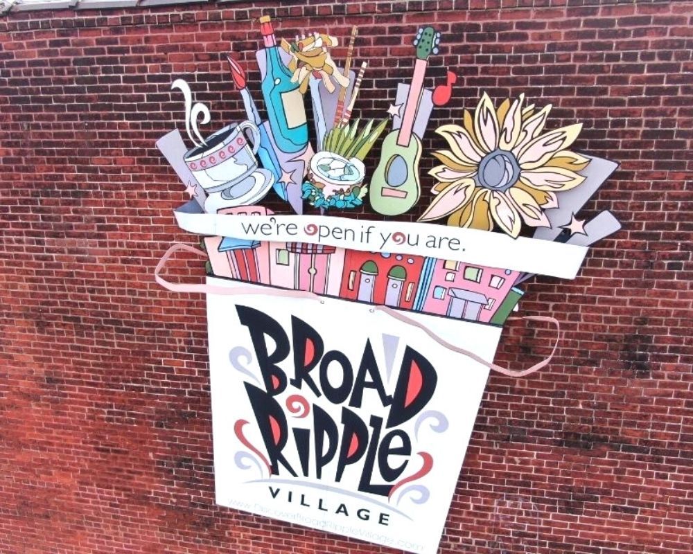 Broad Ripple sign, 5 Most Walkable Neighborhoods in Indianapolis (13) Broad Ripple sign, 5 Most Walkable Neighborhoods in Indianapolis (13)