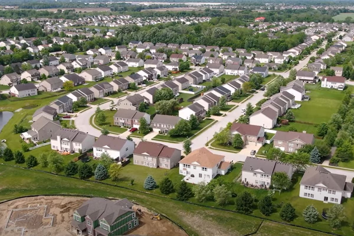 Brownsburg neighborhood, Living in Brownsburg vs Indianapolis (3) Brownsburg neighborhood, Living in Brownsburg vs Indianapolis (3)