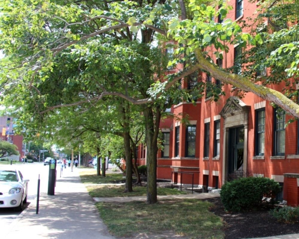 Chatham Arch neighborhood building, 5 Most Walkable Neighborhoods in Indianapolis (11) Chatham Arch neighborhood building, 5 Most Walkable Neighborhoods in Indianapolis (11)