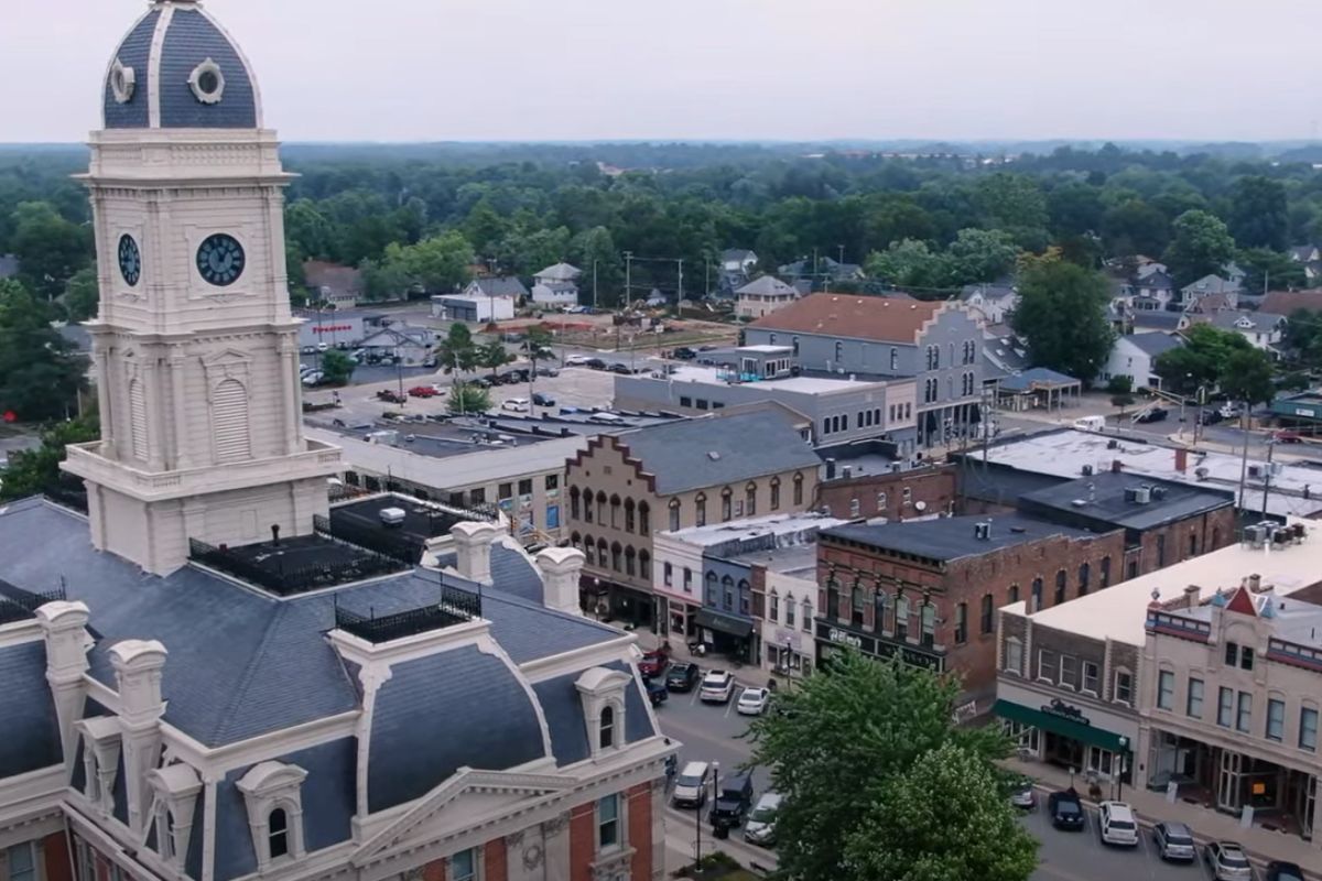 Downtown of an Indy suburb, How to get to know the Indianapolis suburbs if you've never been there (4) Carmel Indiana, How far north is too far for Indianapolis