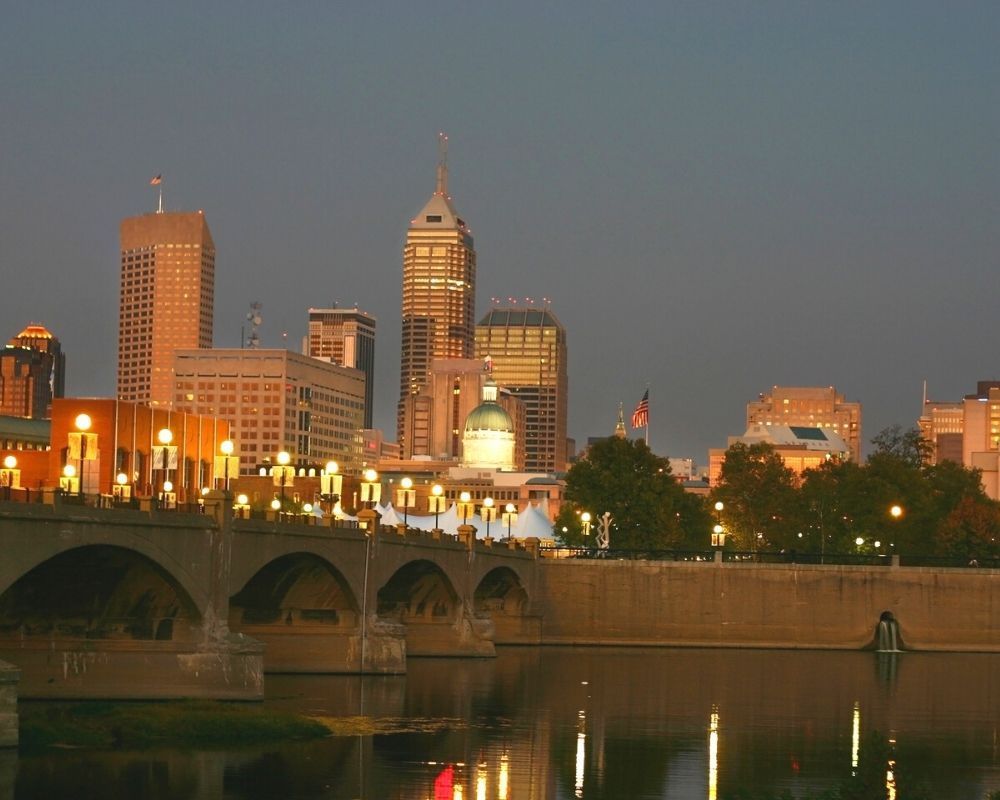 Indy bridge at night, Is it safe to live in, Indianapolis (3) Is it Safe to Live in Indianapolis?