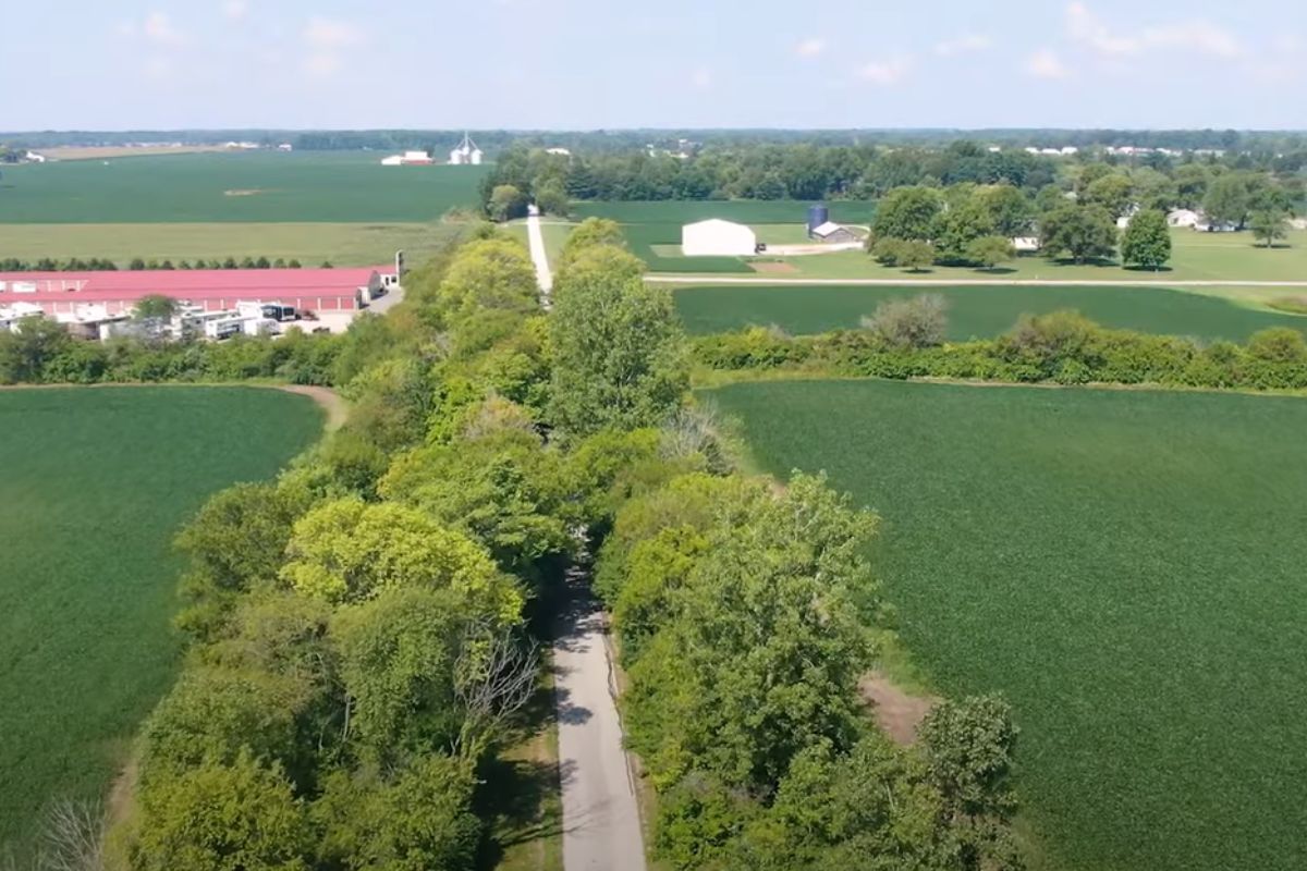 Pennsy trail in Hancock County Pennsy trail in Hancock County