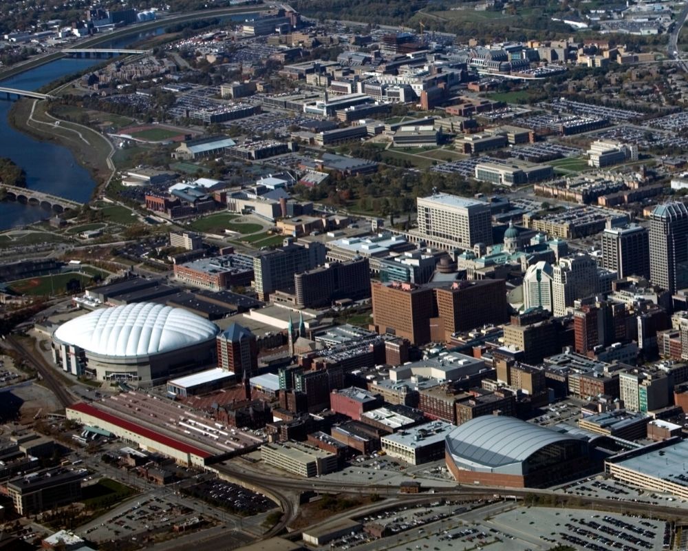 aerial view of downtown Indianapolis, 5 Reasons Not to live in Indianapolis aerial view of downtown Indianapolis, 5 Reasons Not to live in Indianapolis