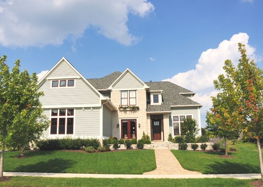 luxury suburb home near Indy, Pros & cons of living in Indianapolis versus the suburbs luxury suburb home near Indy, Pros & cons of living in Indianapolis versus the suburbs