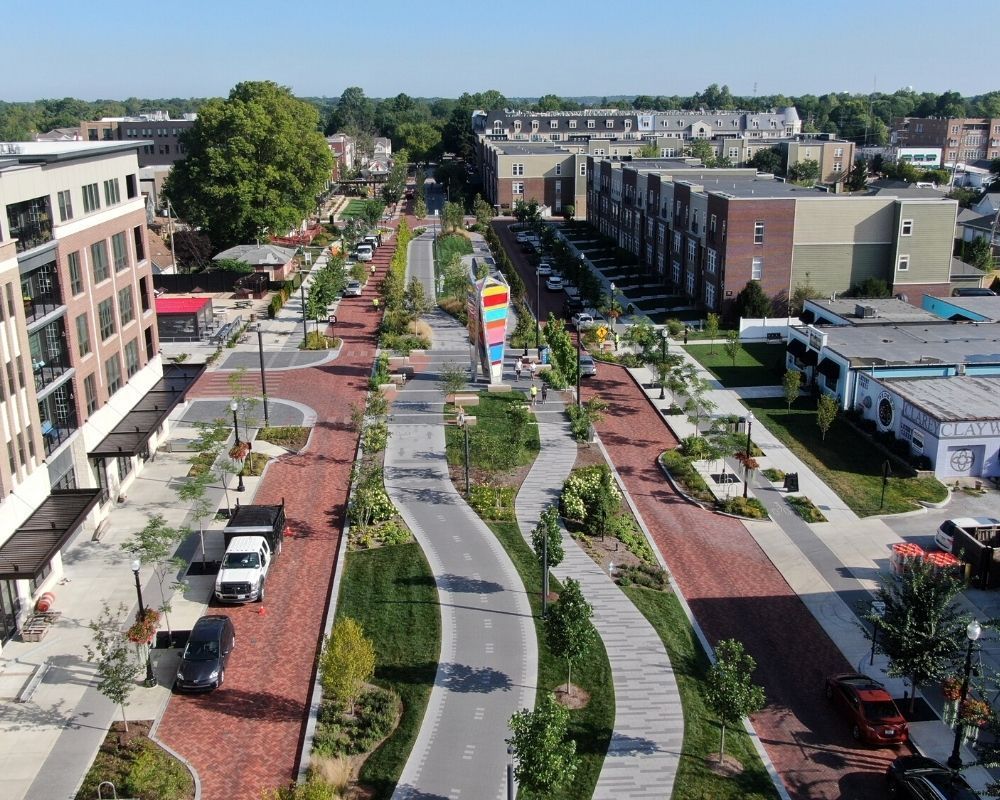 main road in Carmel Indiana, Cons of Living in Carmal Indiana main road in Carmel Indiana, Cons of Living in Carmal Indiana
