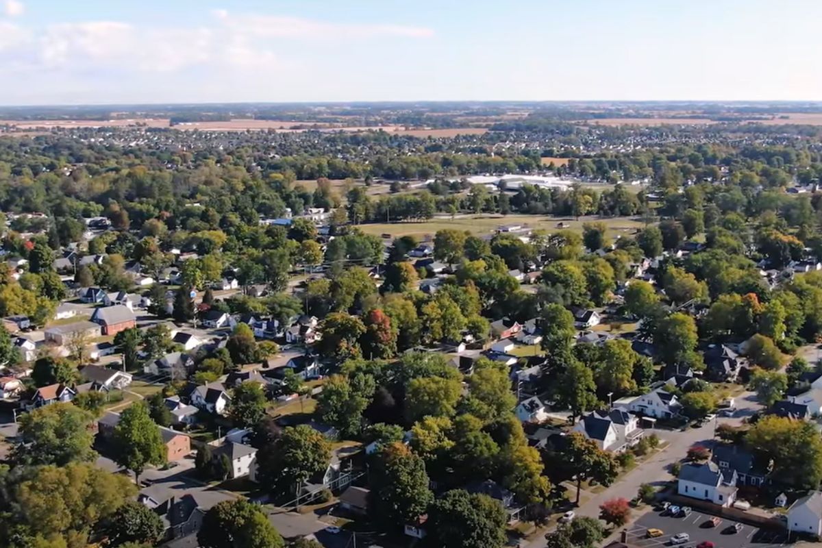 neighborhood in Hancock County neighborhood in Hancock County
