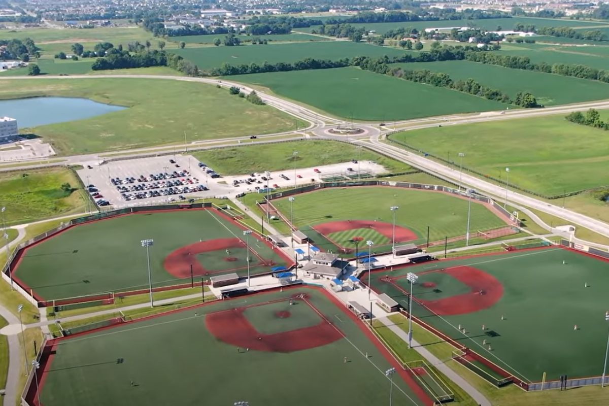 park with baseball fields in Indianapolis, Parks in Indianapolis Parks in & around Indianapolis (3)