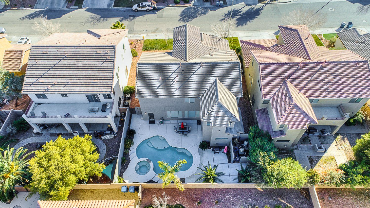 arial view of backyard at 5892 Rothbury Ave