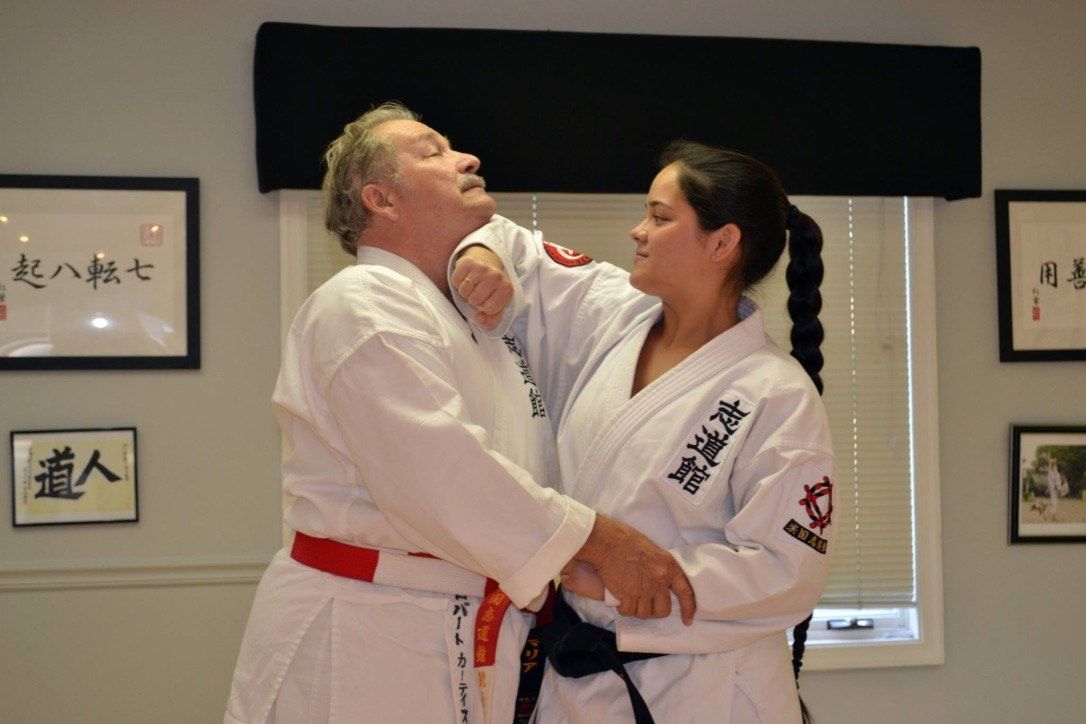 Clases de Auto Defensa Karate