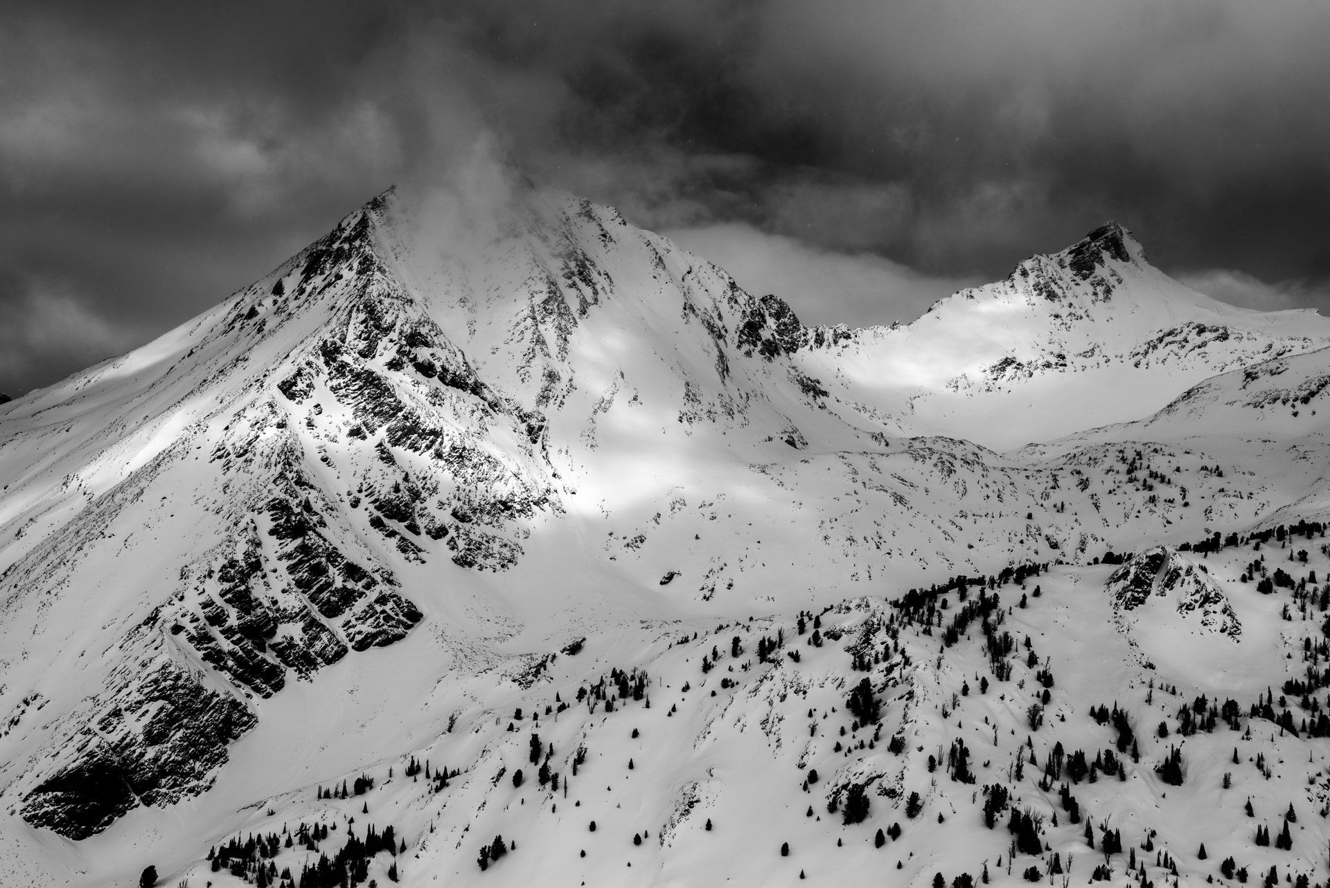 winter storm pioneer mountains idaho