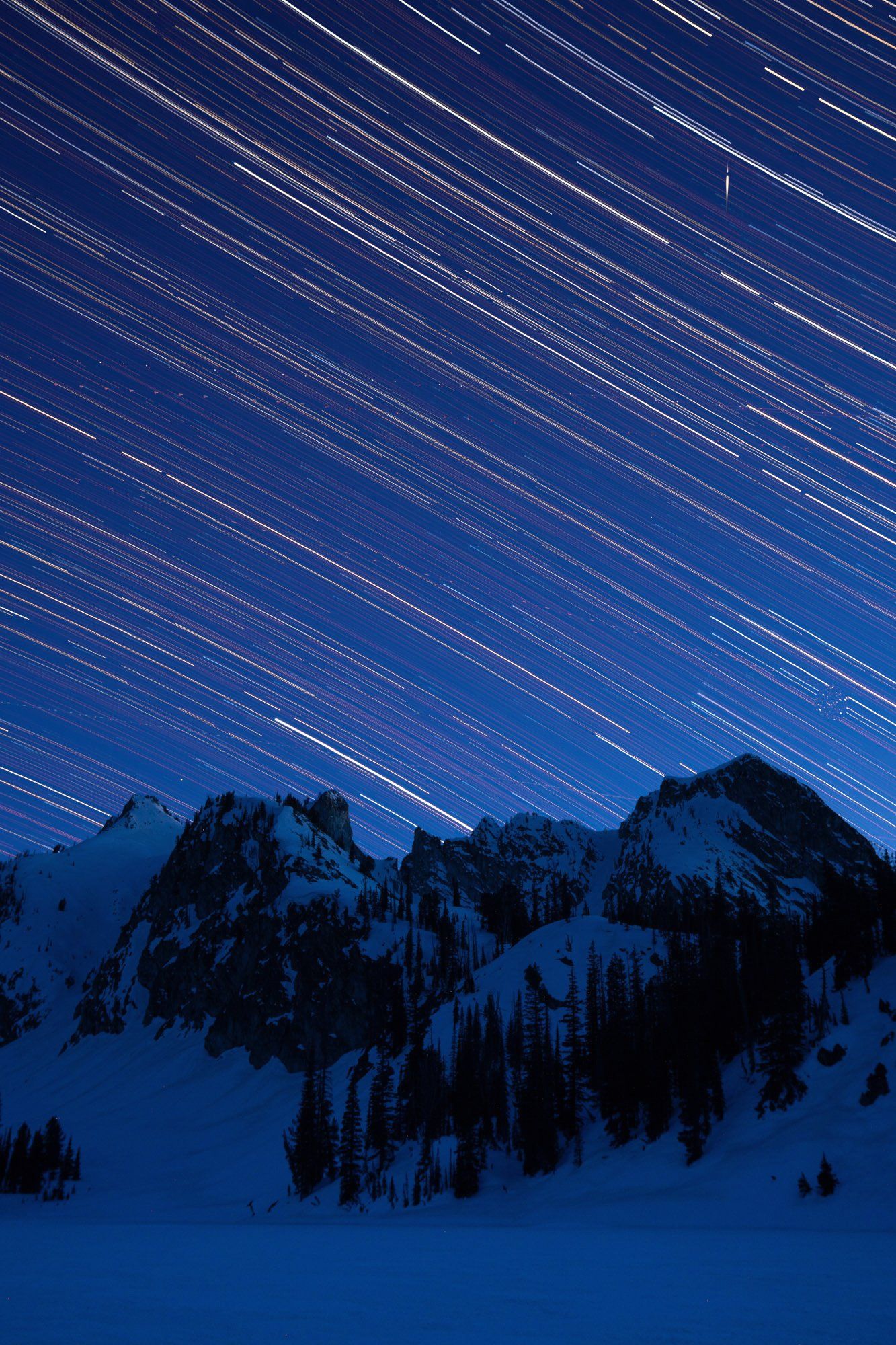 star trails, sawtooth mountaints, idaho, astrophotography