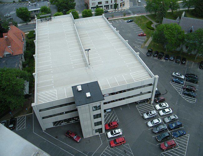 parking Monument Square