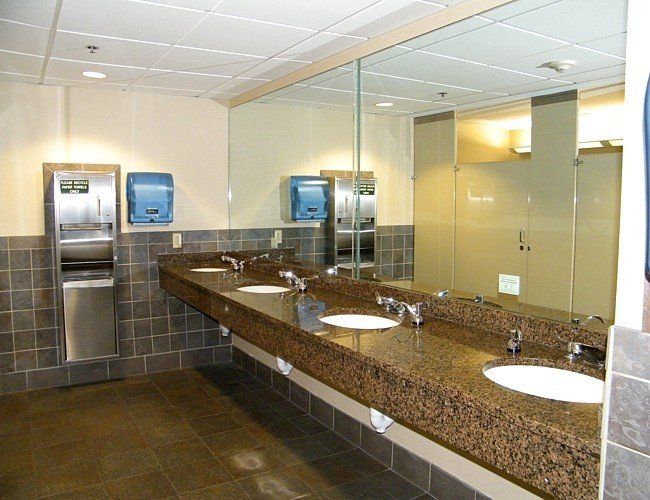 bathroom Monument Square