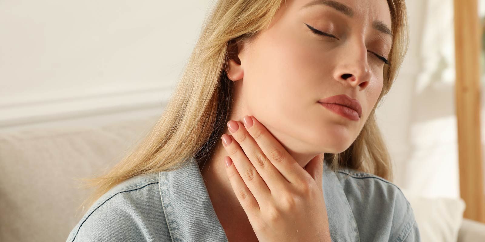 Woman seeking Hypothyroidism Remedies NYC by Dr. Alicia Armitstead at the Healing Arts NYC Health and Wellness Center in Manhattan NY 10017 and Connecticut