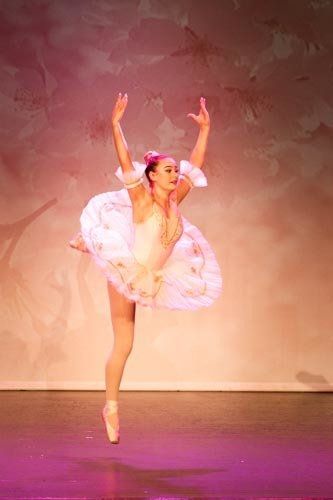 dancer on stage jumping