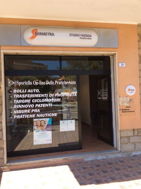 vista da fuori di Sermetra Studio Faedda Pratiche Auto