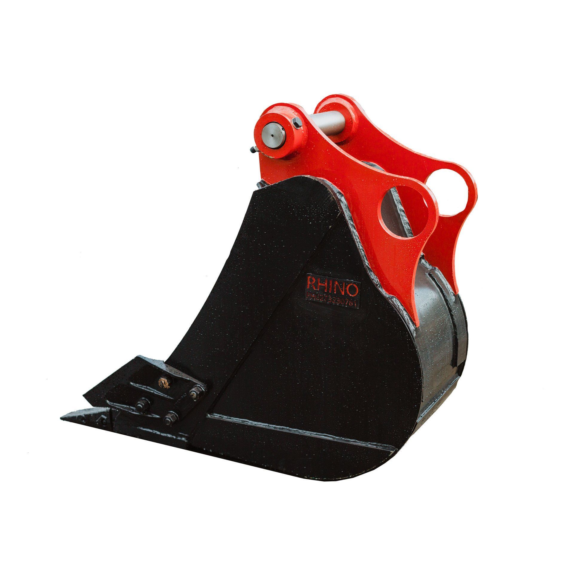 Digger trenching bucket wide