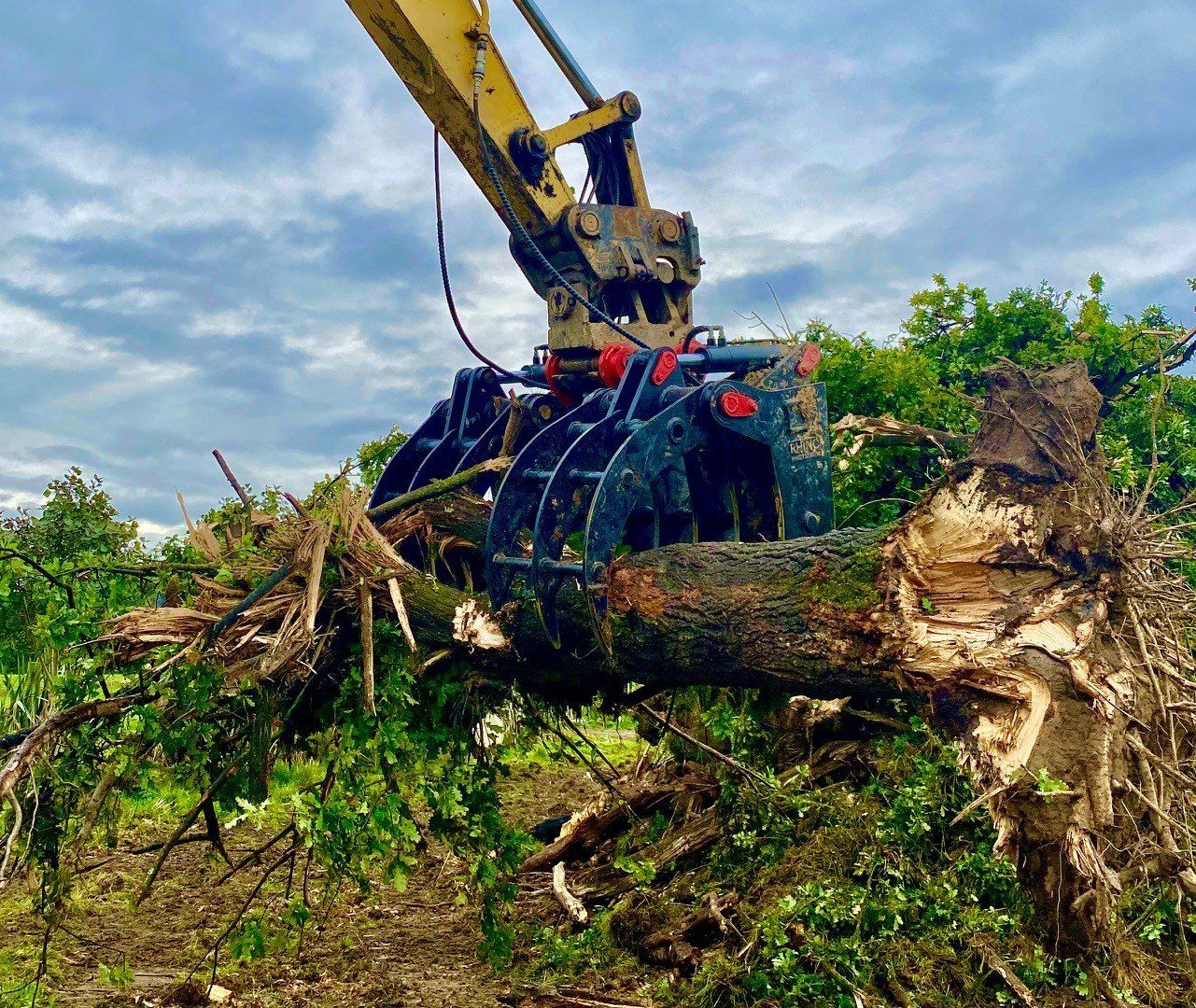 Hydraulic Grab Rake for diggers or excavators
