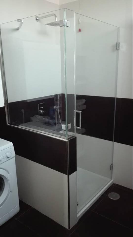 vetro decorato per docce