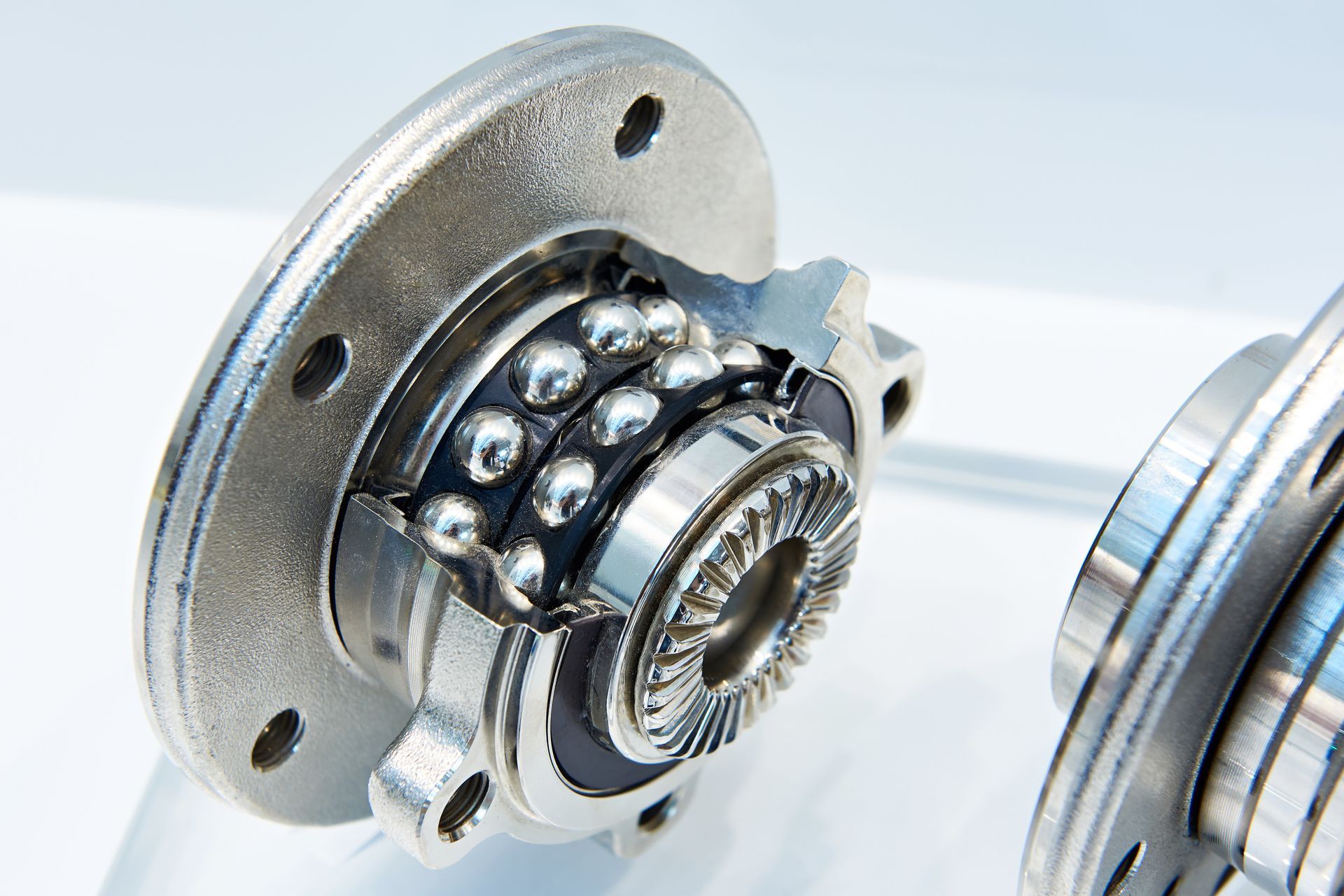 What Does a Failing Wheel Bearing Sound Like? | Riley’s Auto & Diesel Repairs
