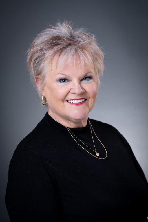 PEGGY SENTER VILLAGOMEZ - REALTOR