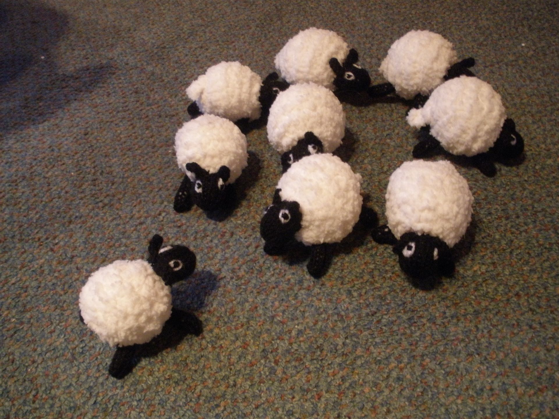 Knitted sheep