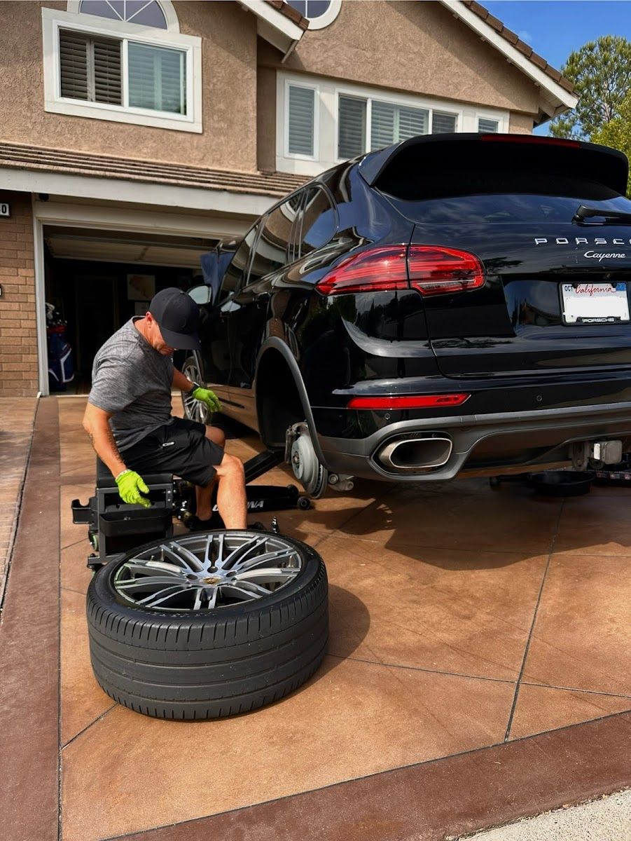 Brake Warning Signs in Colorado Springs, CO | EZ Brakes & Service