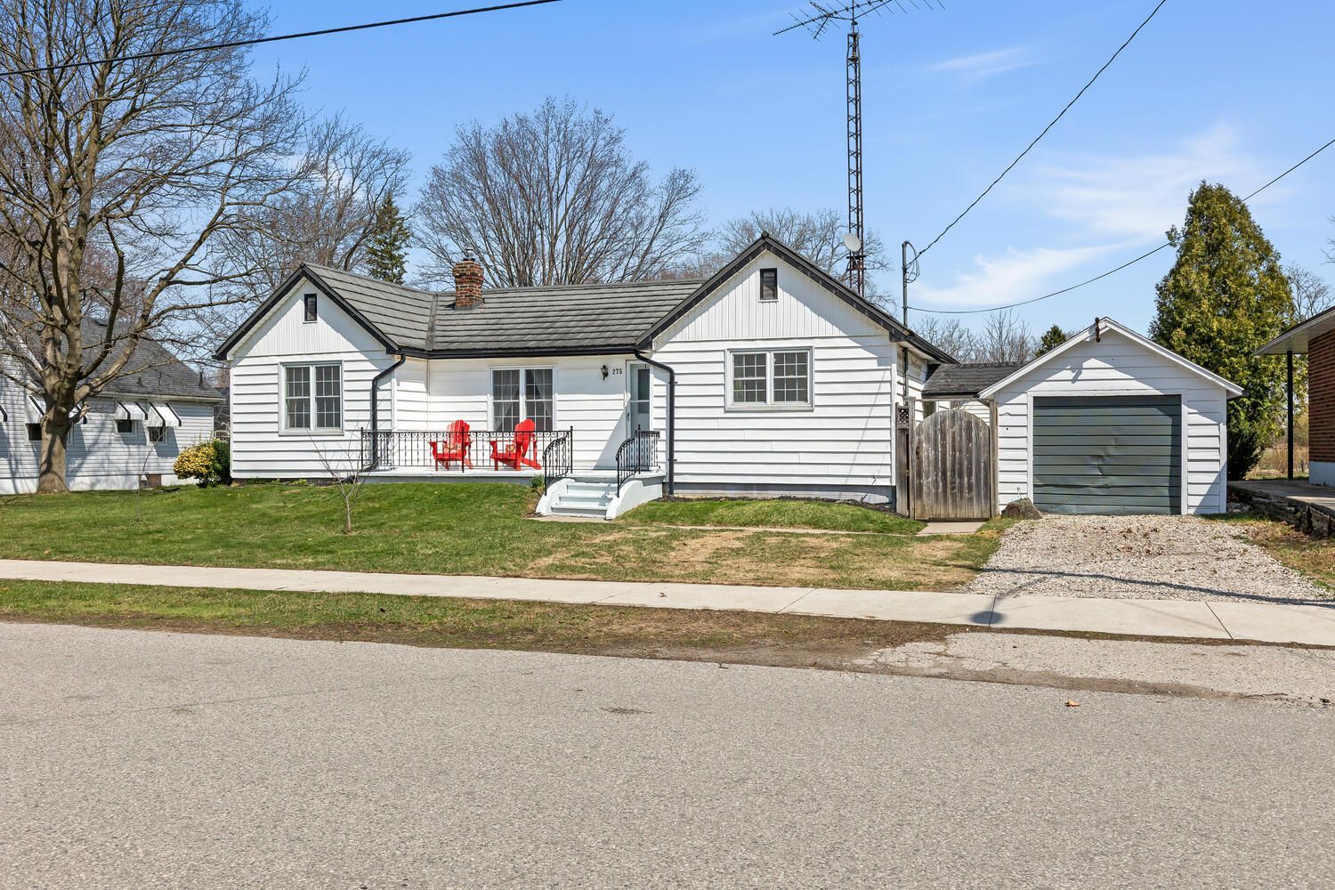 275 Ridout St. Rodney