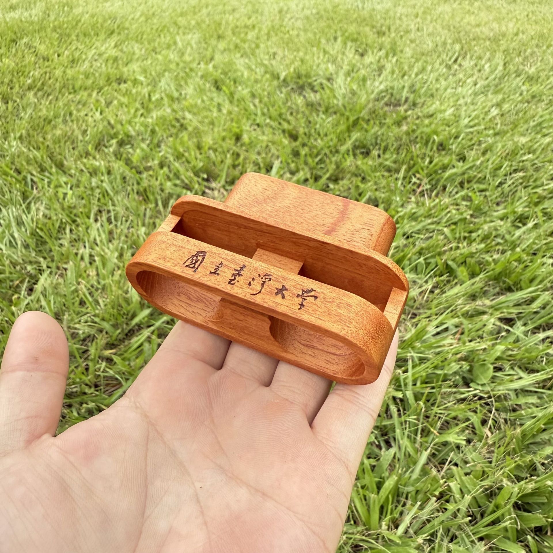 擴音架