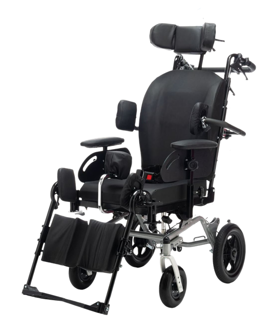 Una sedia a rotelle medica nera, multi-regolabile, con poggiatesta