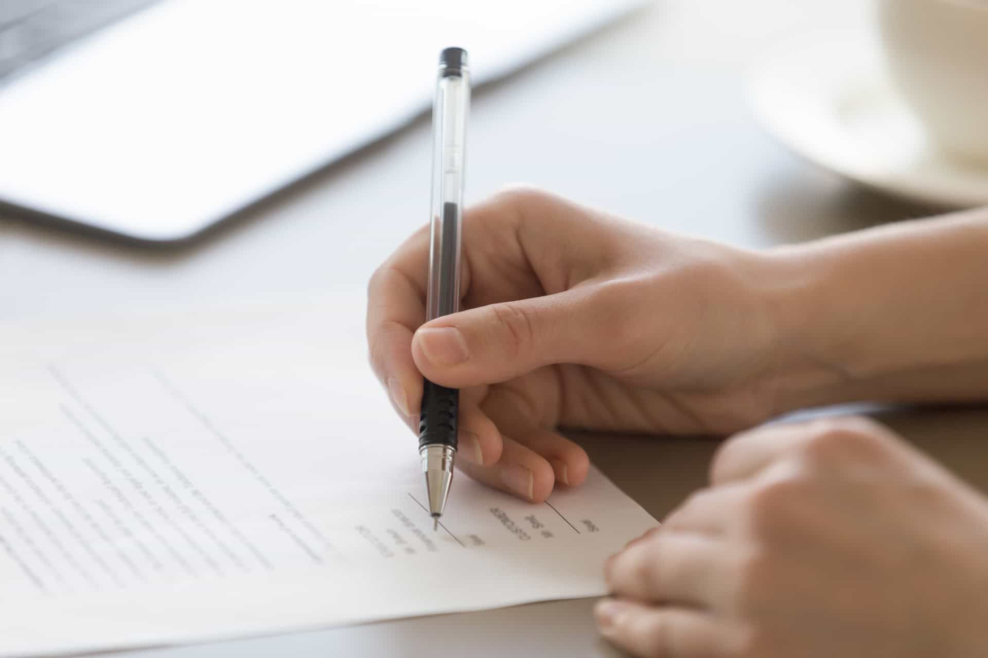 What's the Difference Between Wills and Trusts?