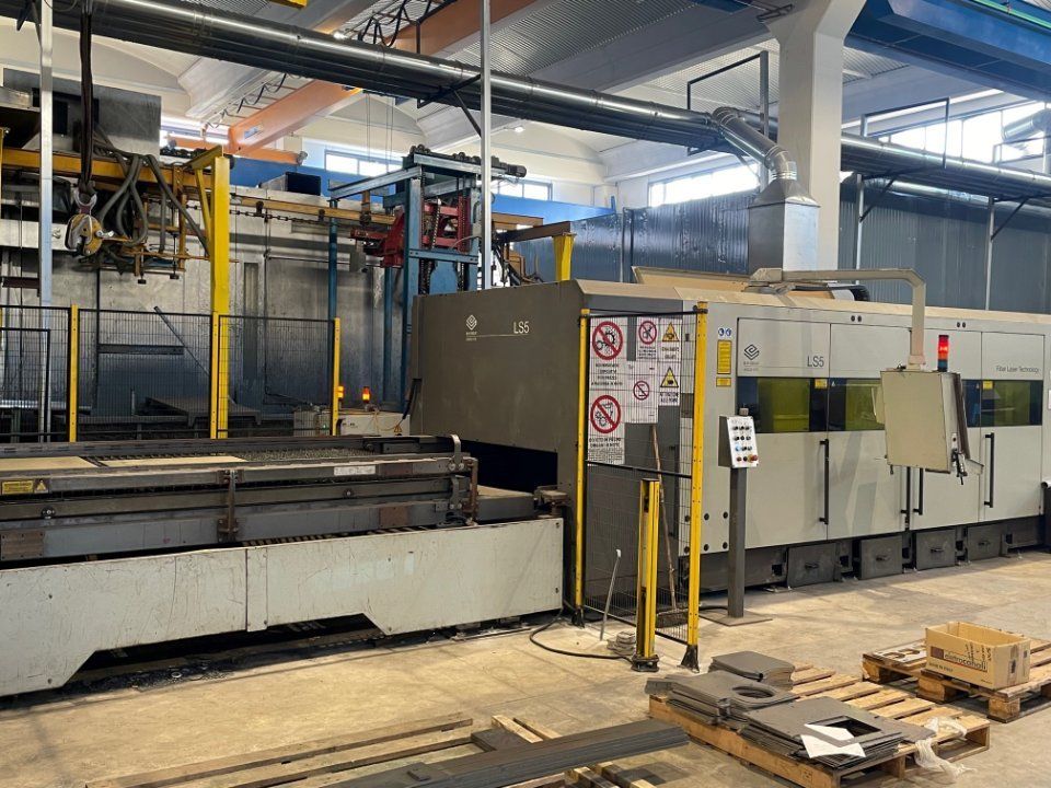 Macchinari per lavorazione dei metalli