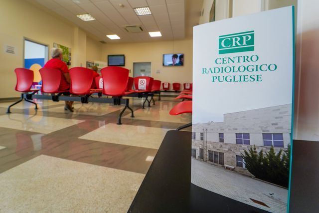 sala d'attesa centro radiologico pugliese
