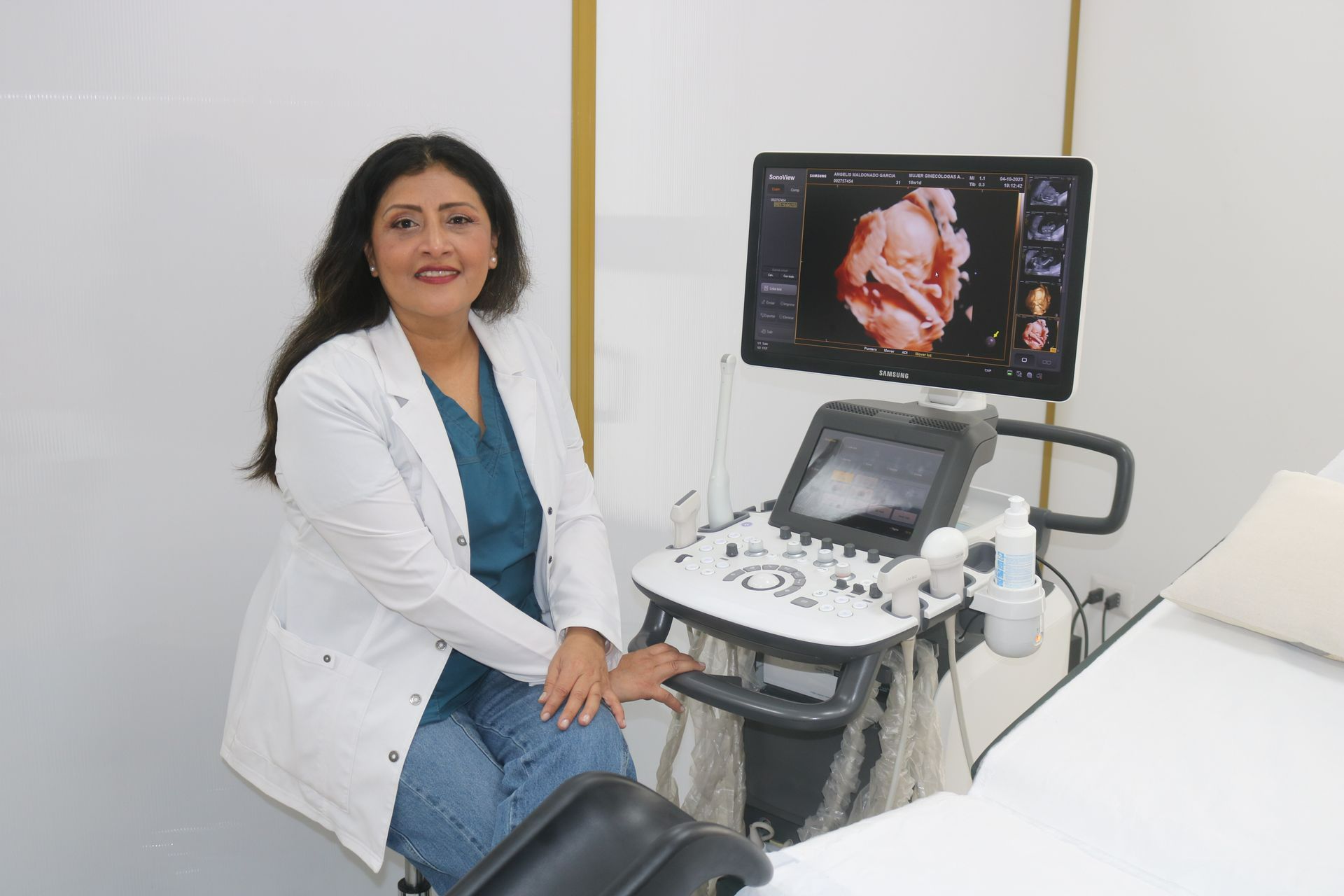 EQUIPO DE PROFESIONALES