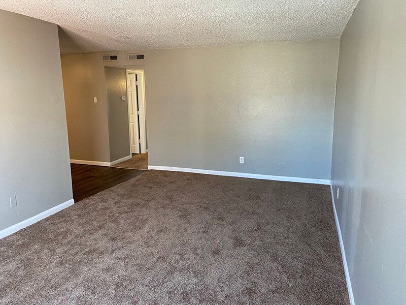 Front Room | Lakeside Villas Apartments