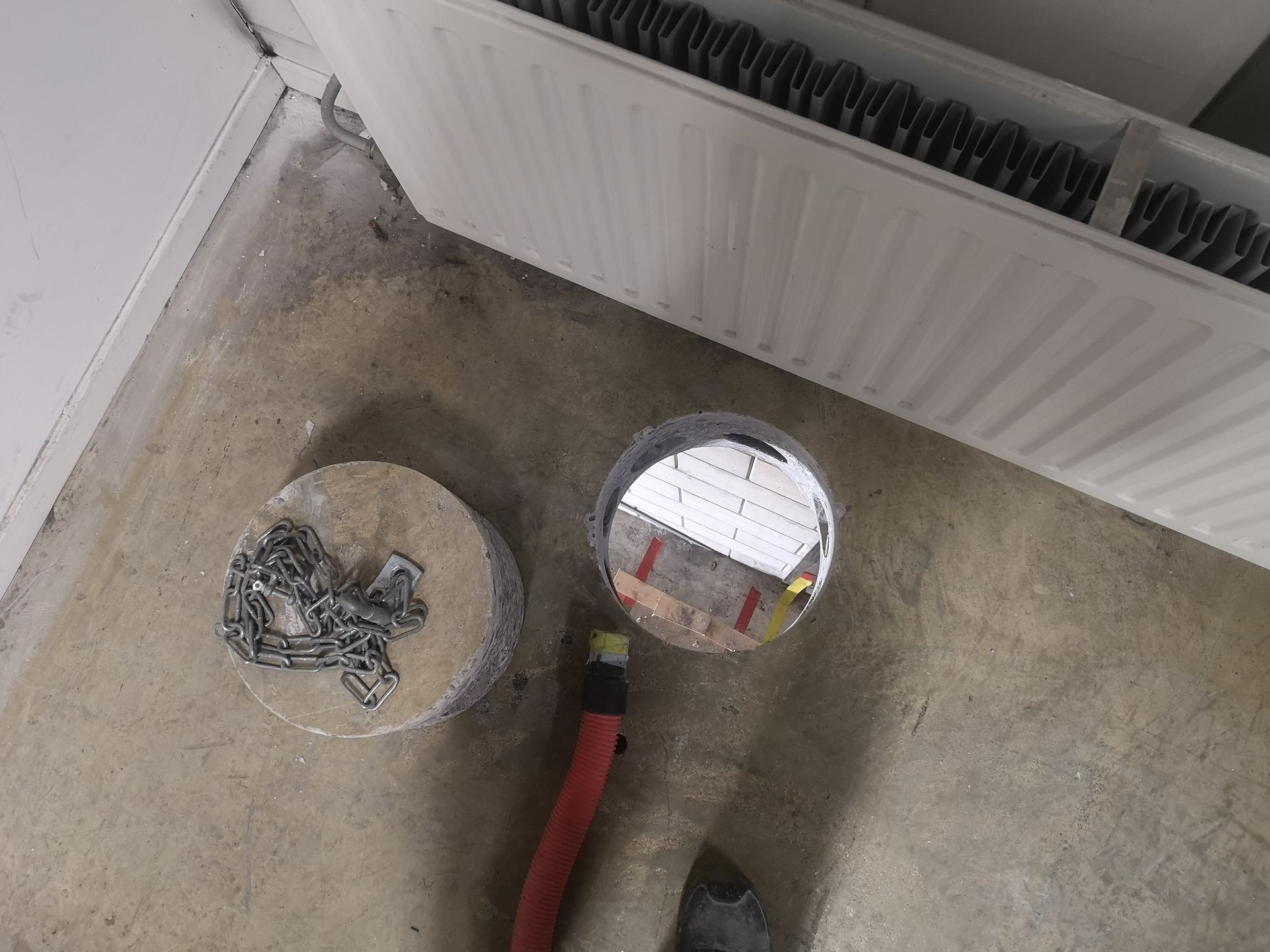 Gat boren beton met betonboor