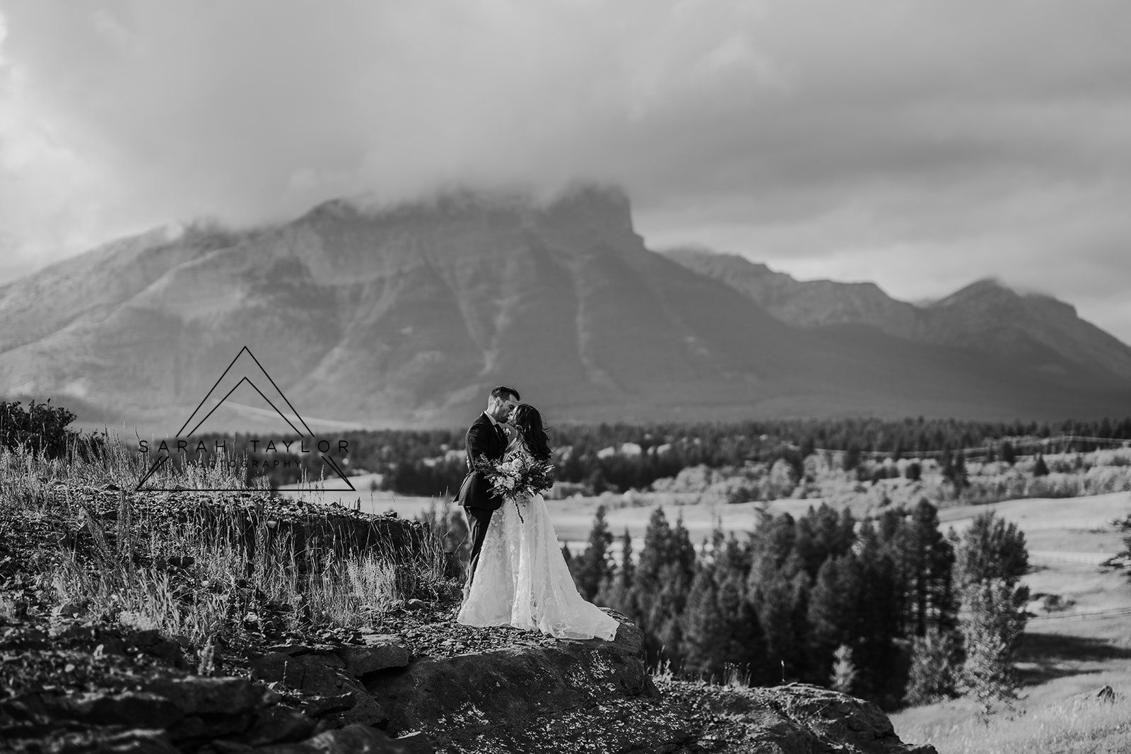Alberta Wedding Photographer
