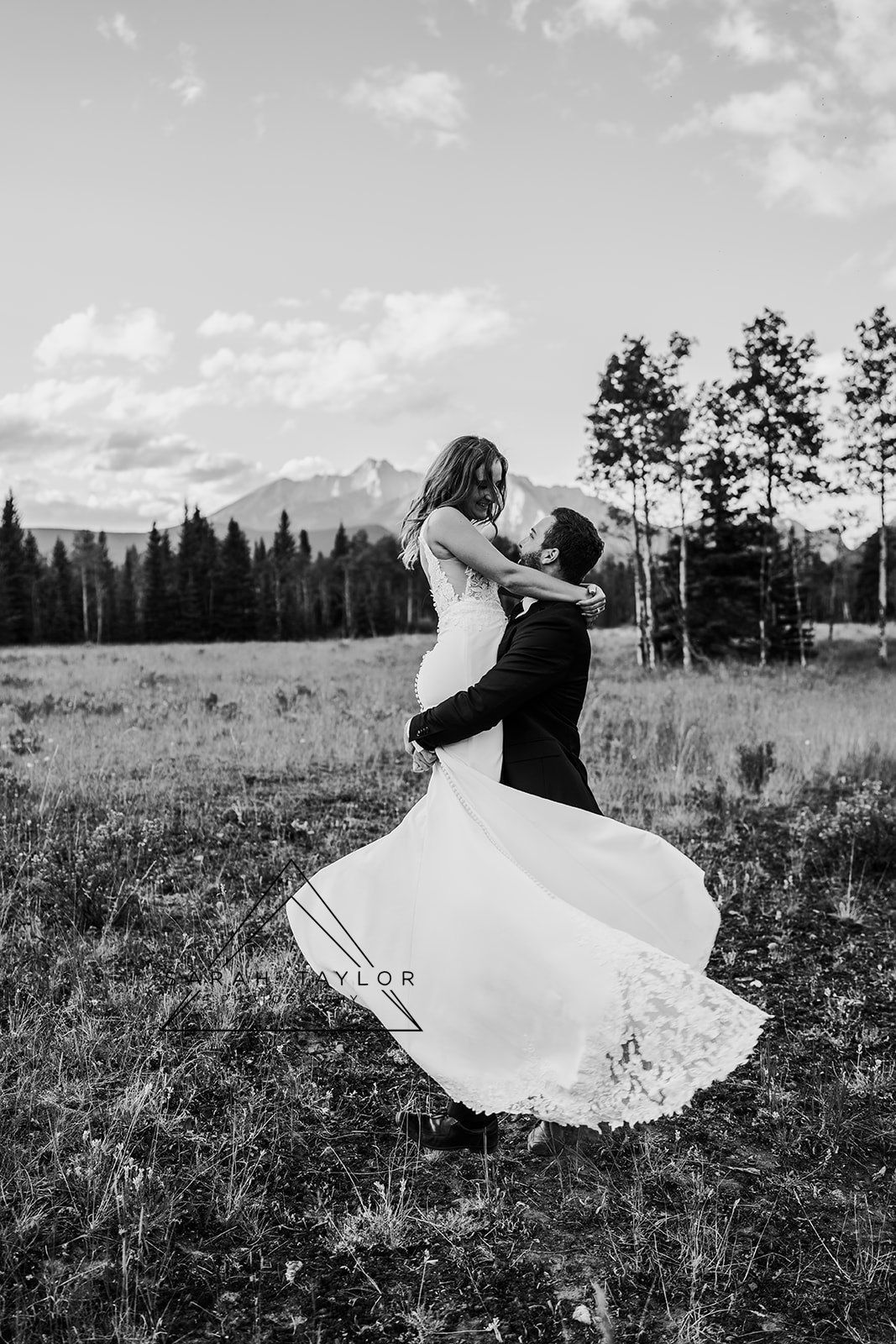 Alberta Wedding Engagement photographer
