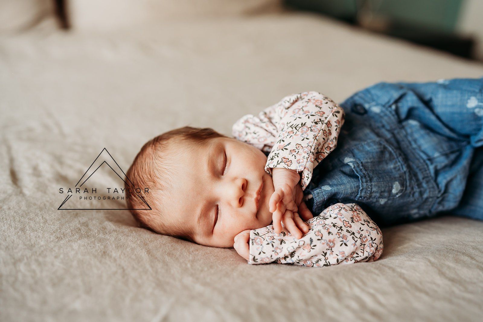 cochrane newborn photographer at home