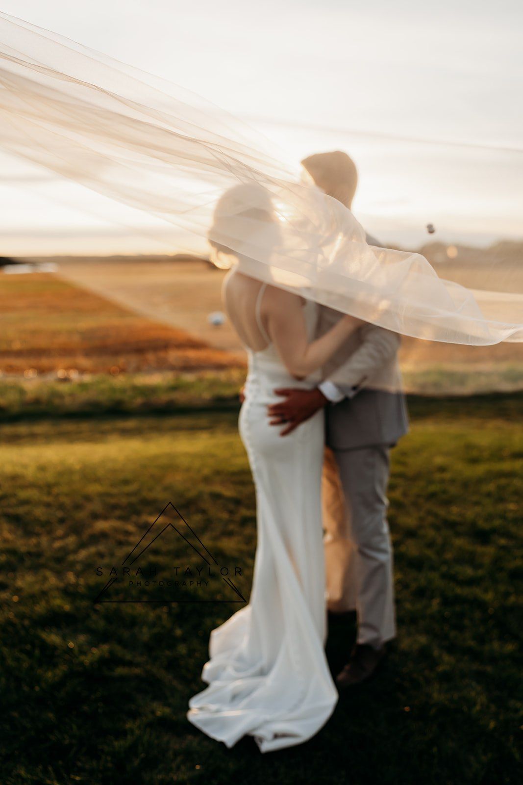 Alberta Wedding Photographer