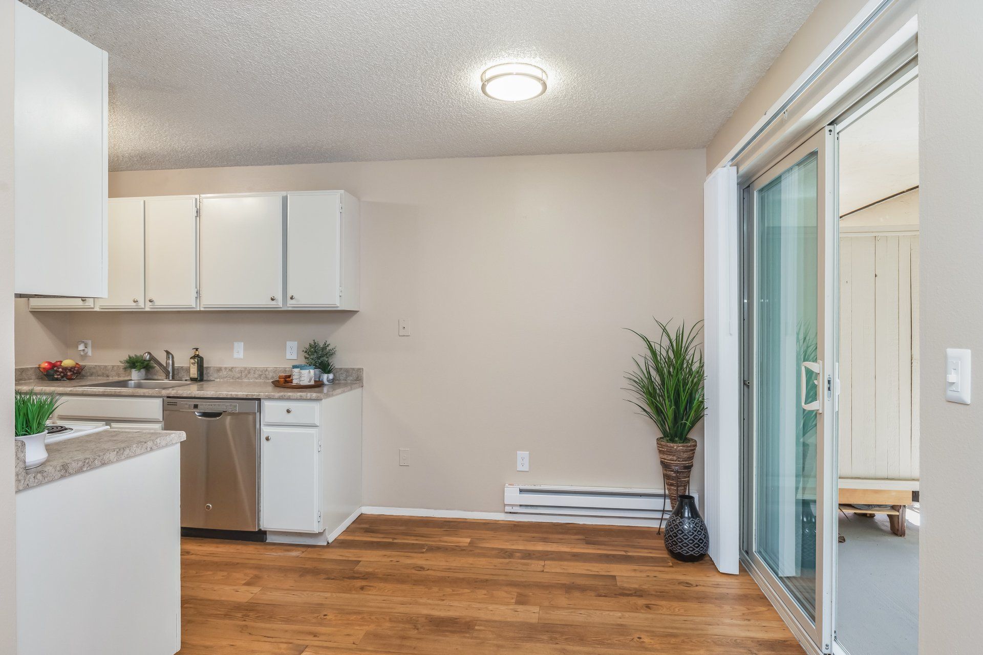 La Maison Kitchen - dining