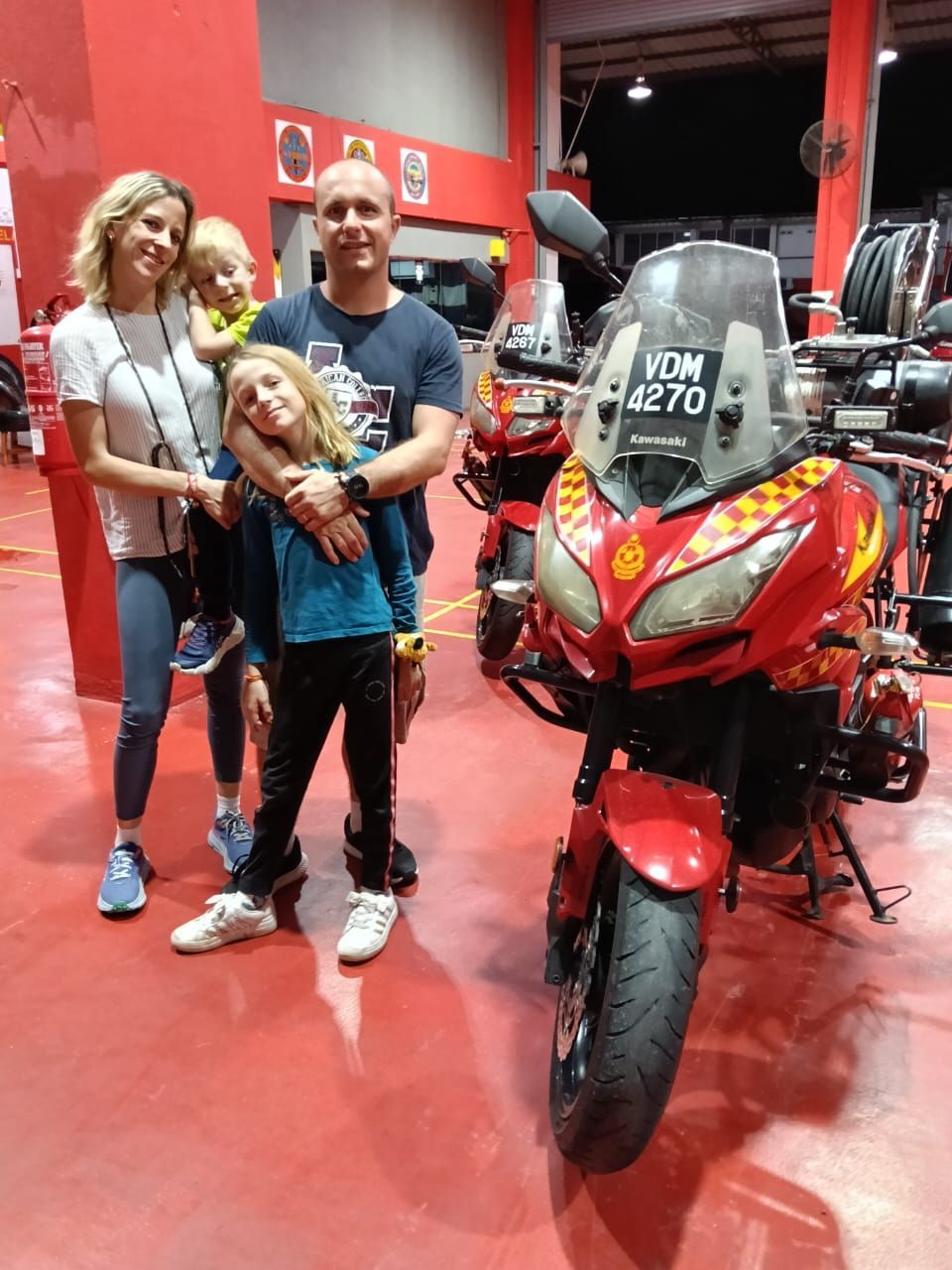 “Family on Malaysia private tour with RGM Tour & Travel – local attraction stop”