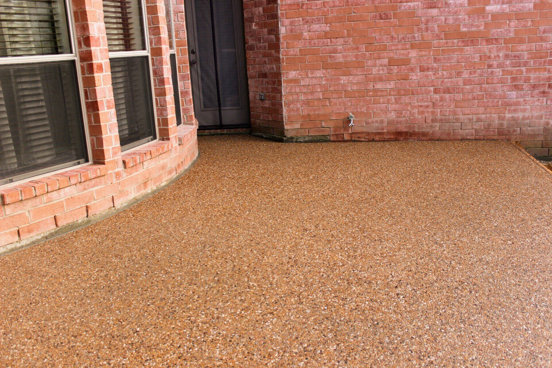 Getting An Exposed Aggregate Finish On Concrete With Gravels - Umina Beach - Stuart Concreting