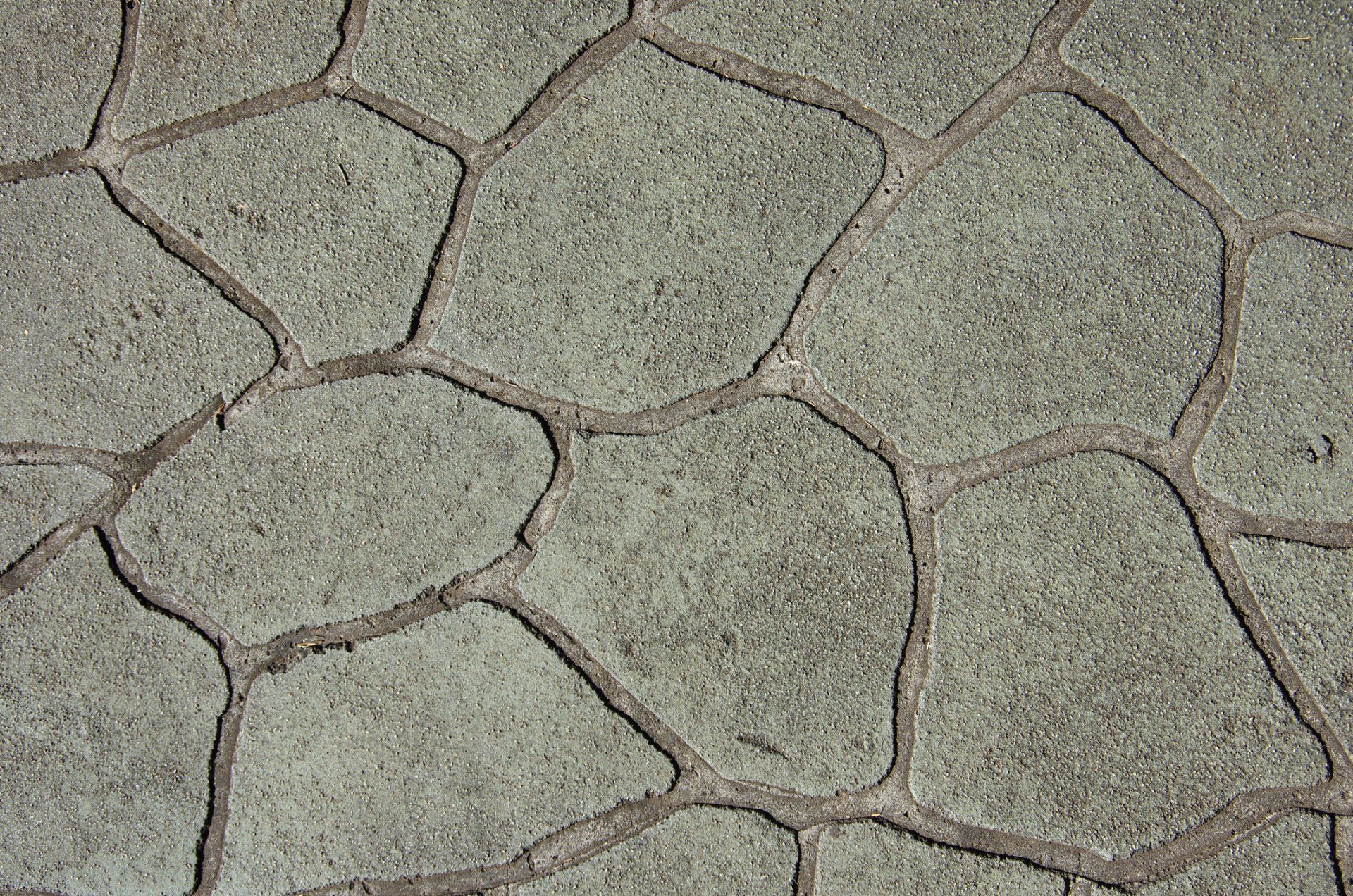 Stencilled Concrete Driveway In A Bush Rock Flagstone Pattern - Umina Beach - Stuart Concreting