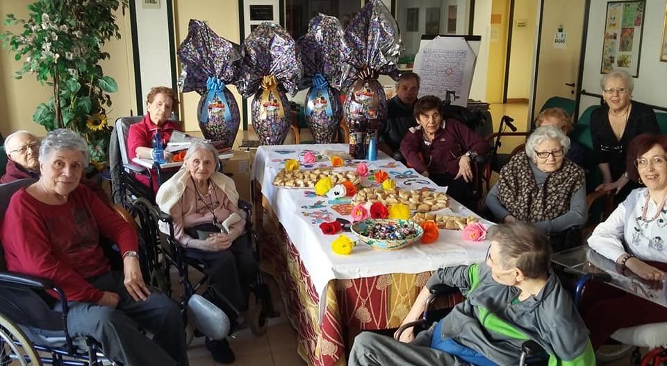 festa di pasqua con sorteggio uova giganti