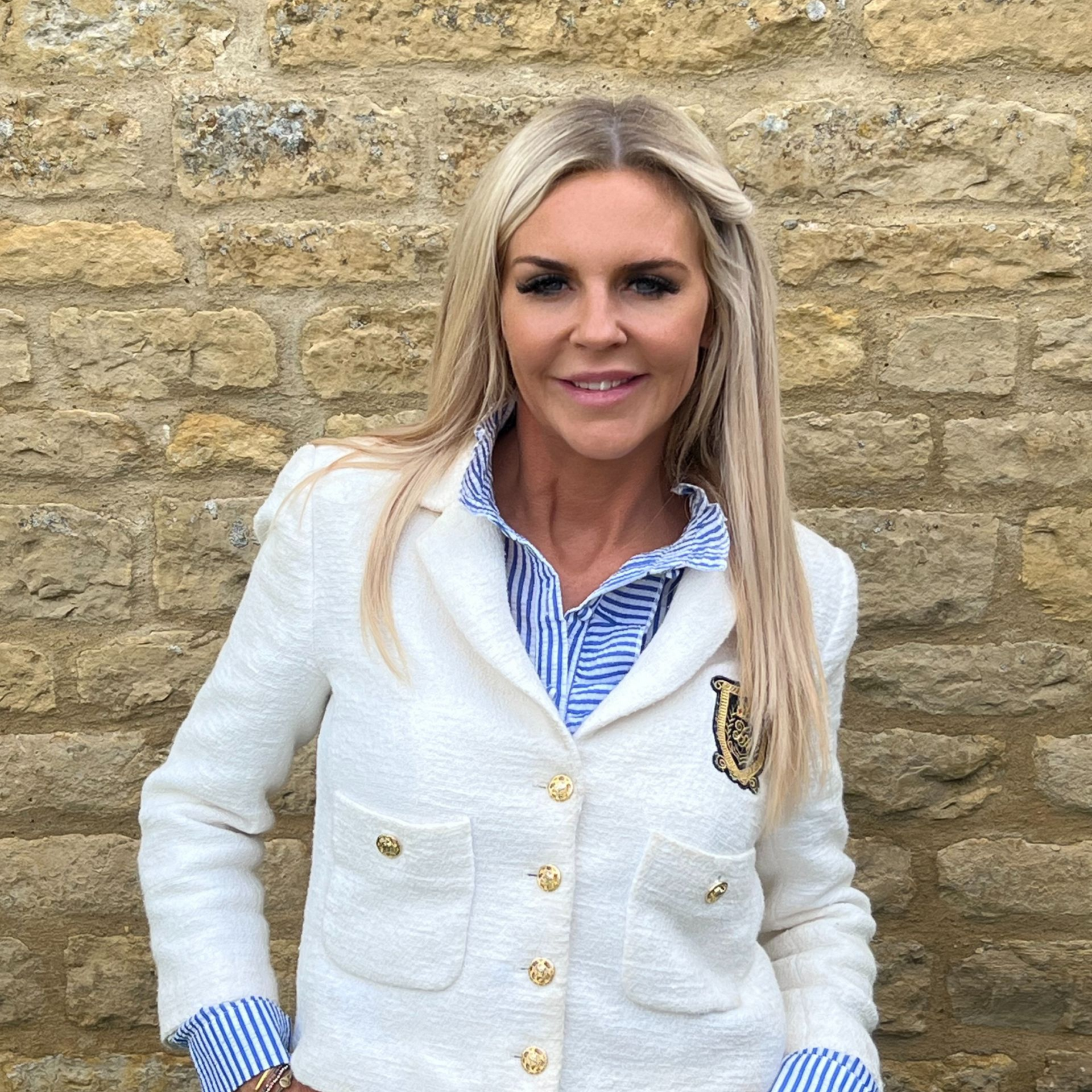 Sarah-Jane Munro OpensDoors