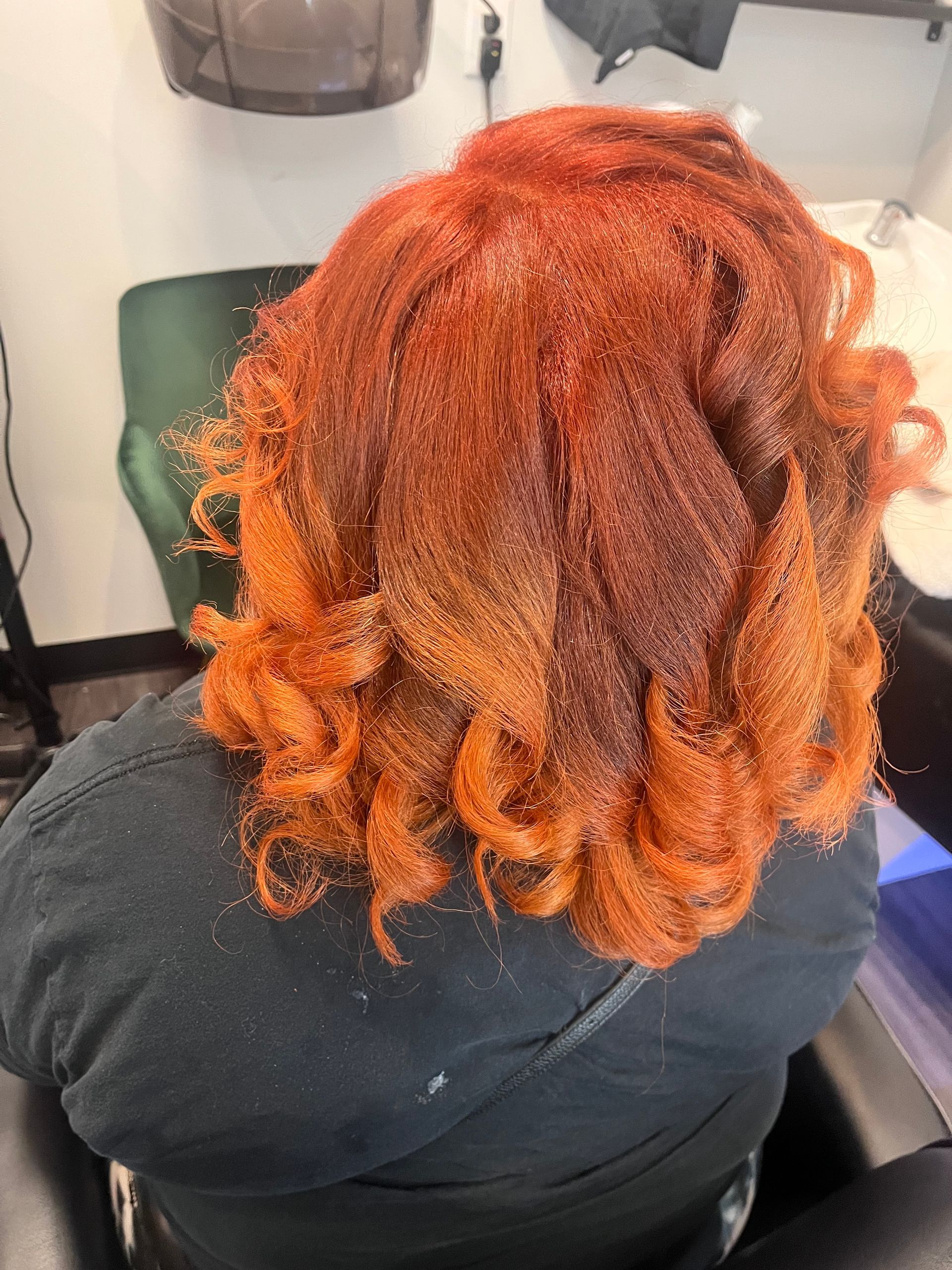 A beautiful color, done on healthy hair.