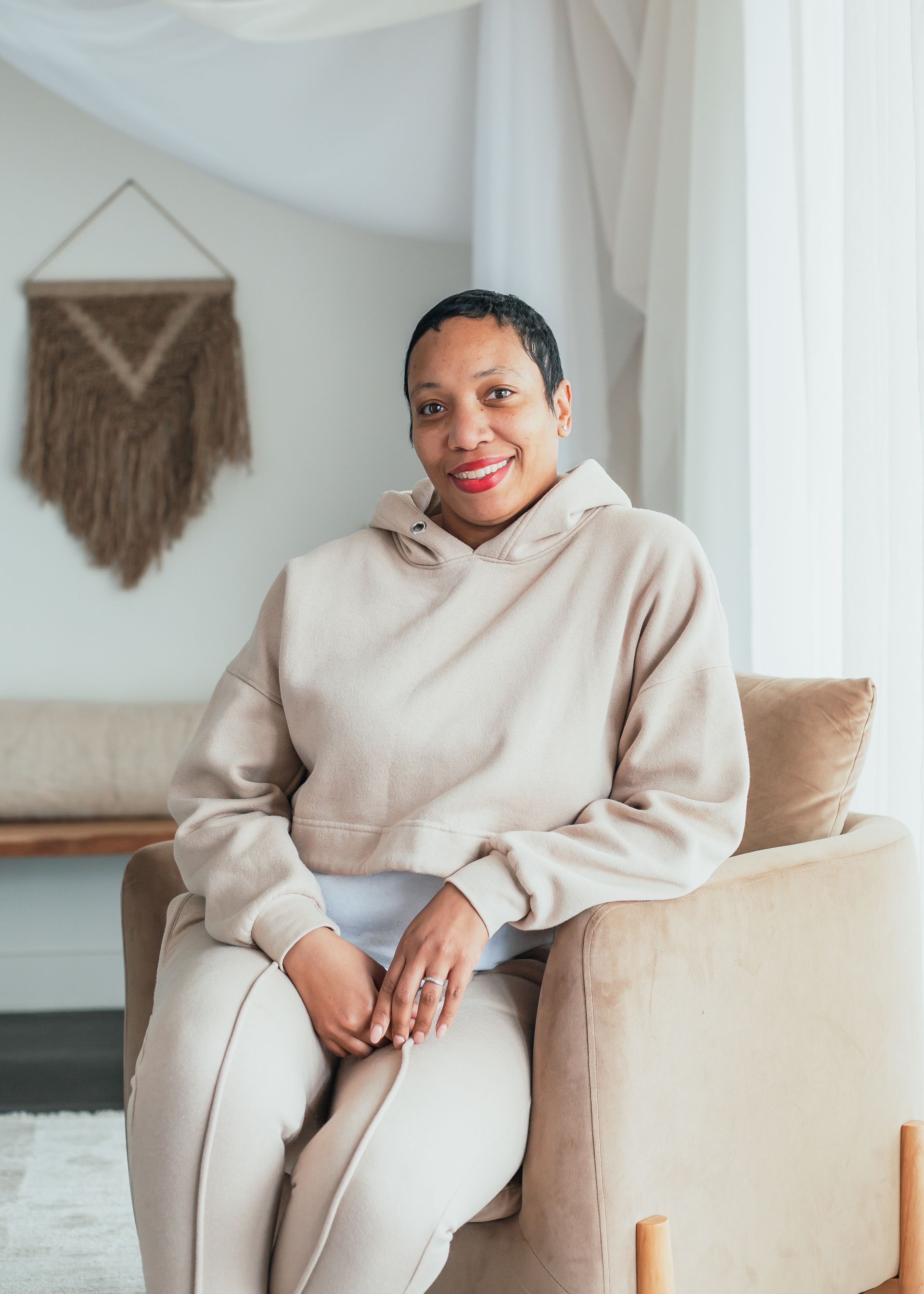 Meet the owner Billie Jean of scalp therapy by Billie 
